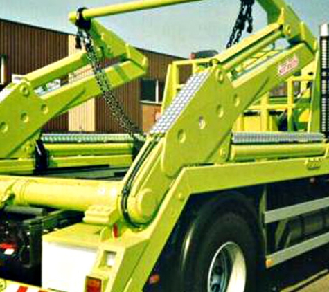 Hyva Pacific Pty Ltd - Beresfield, NSW. Container Handling