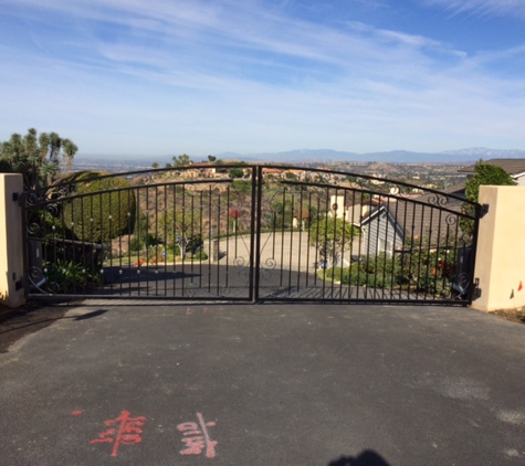 AAV Custom Gates & Automation - Murrieta, CA