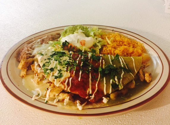 El Vaquero Mexican Grill - Wichita, KS. Burrito Dobladense