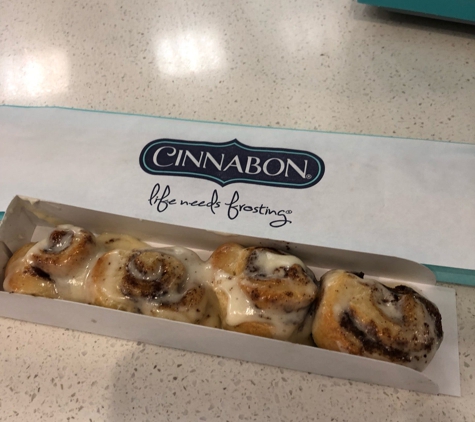 Cinnabon - Honolulu, HI