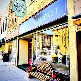 Secret Garden Floral - Columbus, WI. Nice window displays