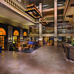 Hilton Hotels & Resorts - Phoenix, AZ