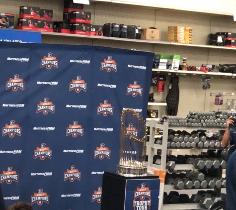 Academy Sports + Outdoors - Sunset Valley, TX
