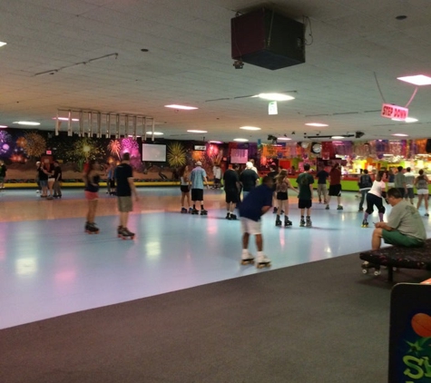 USA Skateland - Mesa, AZ