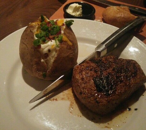 LongHorn Steakhouse - Round Rock, TX