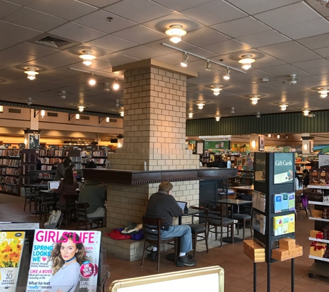 Barnes & Noble Booksellers - Nashua, NH