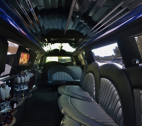 Prime Time Limos Luxury Rentals - Miami, FL