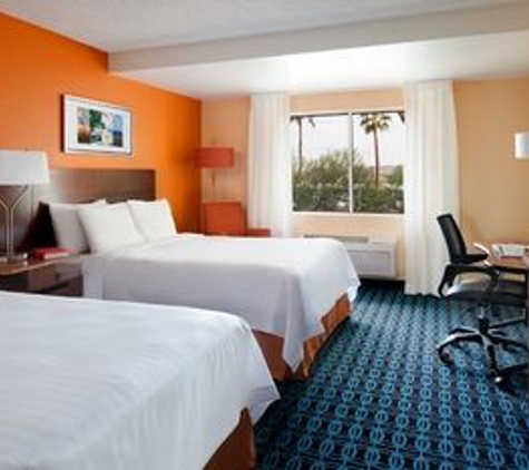 Country Inns & Suites - Phoenix, AZ