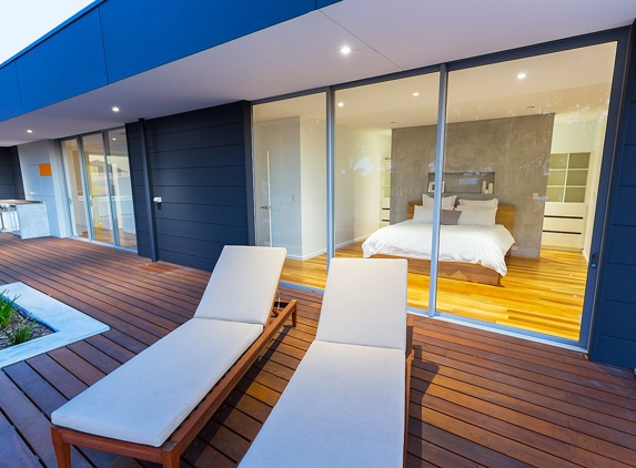 Mandurah Glass Service - Mandurah, WA. all glass and glazing products