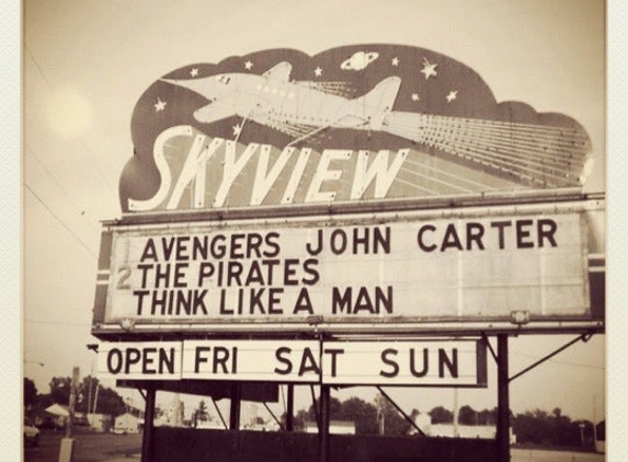 Skyview Drive-In - Belleville, IL