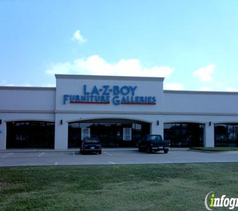 La-Z-Boy Furniture Galleries - Closed - North Richland Hills, TX