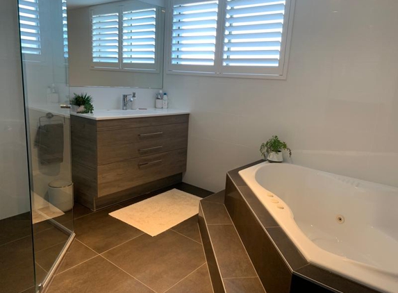 Darren Roach tiling - Port Macquarie, NSW. Our new bathroom