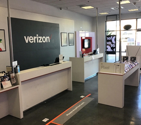 Verizon - Huntington Beach, CA