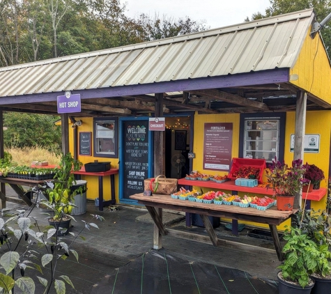 Cross Country Nurseries - Stockton, NJ