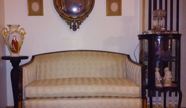 Munson Customs Upholstering Services - Paw Paw, MI. Antique Settee