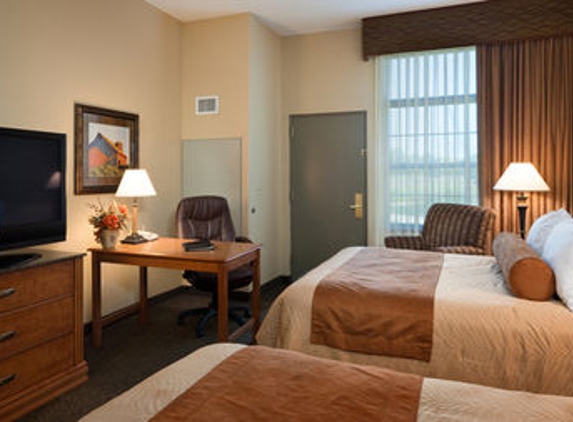 ClubHouse Hotel & Suites Sioux Falls - Sioux Falls, SD