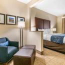 Comfort Suites - Motels