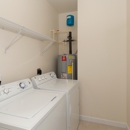 Summerhouse Apartments - Apartments