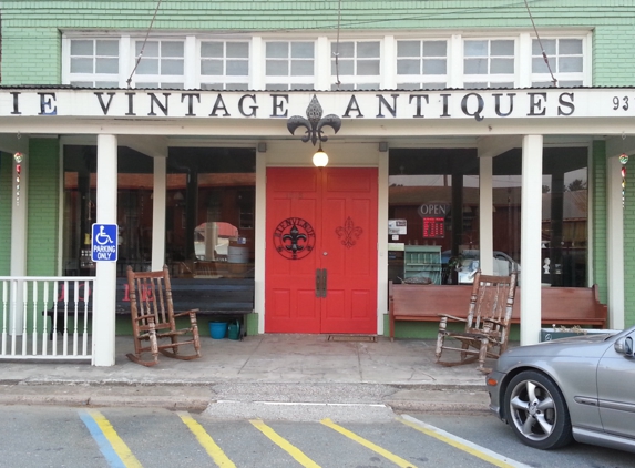 Jolie Vintage and Antiques - Coushatta, LA