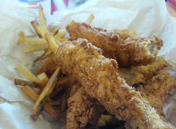 PDQ Restaurant - Oakland Park, FL