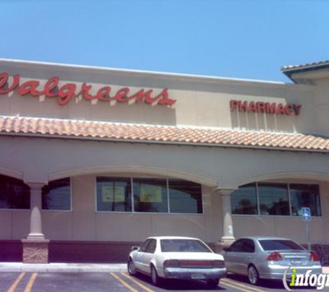Walgreens - Lynwood, CA