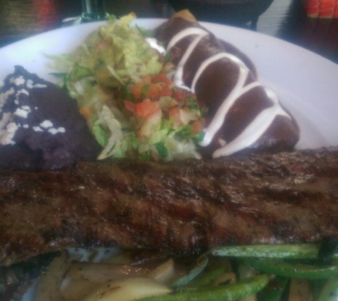 Mia's Cantina - Mount Prospect, IL