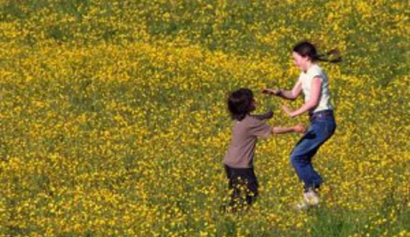 Asthma &Allergy Center - Bloomingdale, IL. Kids jumping in field