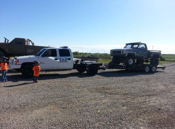 S & E Towing and Auto Recovery - Great Falls, MT