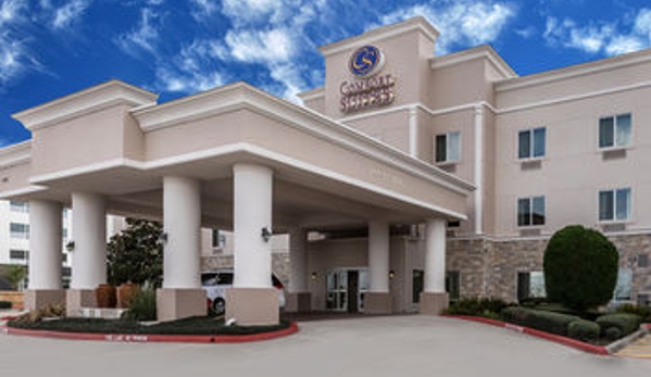 Comfort Suites Houston IAH Airport - Beltway 8 - Houston, TX