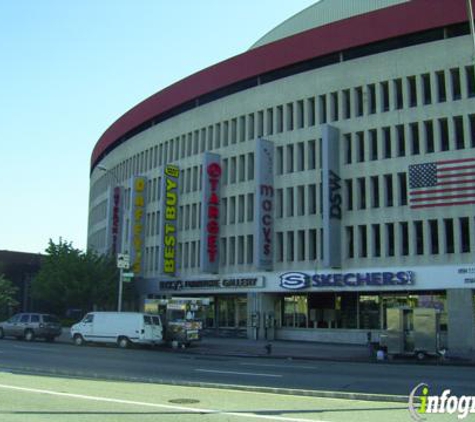 CVS Pharmacy - Elmhurst, NY