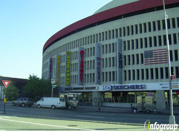 Central Parking System - Flushing, NY