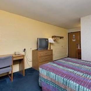 Motel 6 - Moline, IL