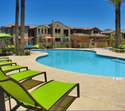 Liv Avenida Apartments - Chandler, AZ