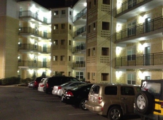 Cherokee Lodge Condos - Pigeon Forge, TN