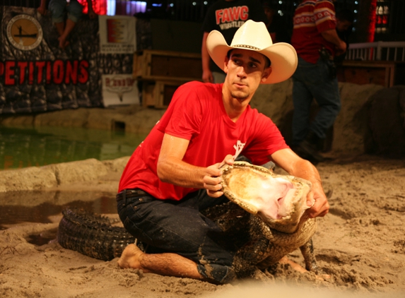 FAWC: Freestyle Alligator Wrestling Competition - Hollywood, FL