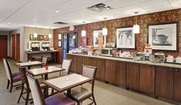 Hampton Inn Peoria-East At The River Boat Crossing - East Peoria, IL