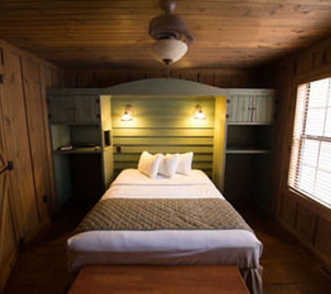 Cabins At Green Mountain - Branson, MO