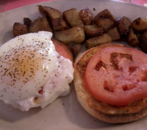Kristin's Breakfast & Lunch - Braintree, MA