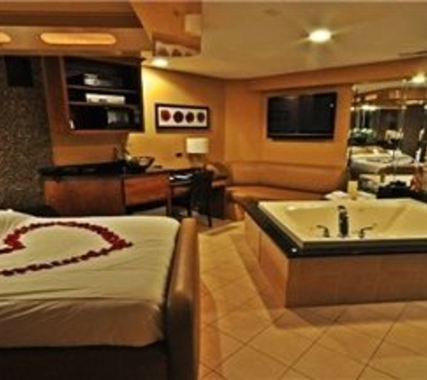 The Champagne Lodge & Luxury Suites - Willowbrook, IL