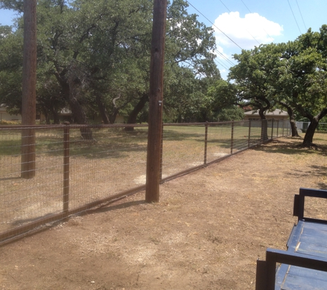 Fischer's Fencing & Handyman Services - Springtown, TX