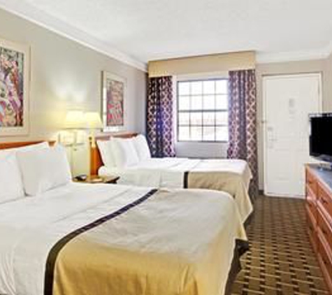 Baymont Inn & Suites - Houston, TX