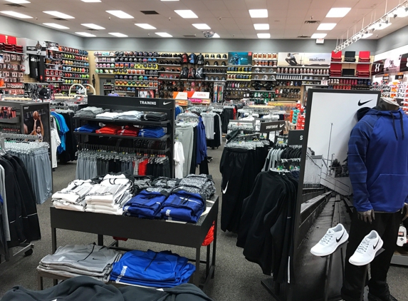 Hibbett Sports - Mcpherson, KS