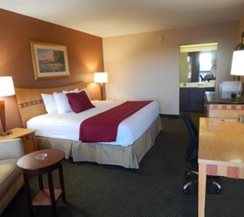 Ramada - Warner Robins, GA