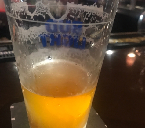 Tracy's Lounge - Melbourne, FL