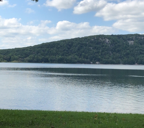 Devils Lake Ice Age Camp Store - Baraboo, WI