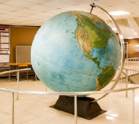 Universal Fine Art - Estill, SC. UGA Globe Before Restoration