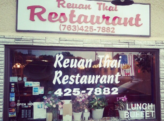 Reuan Thai Restaurant - Osseo, MN