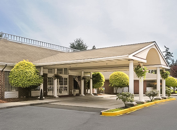 Hallmark Manor - Federal Way, WA