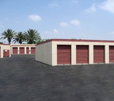 AllSafe Freeway Storage - Riverside, CA