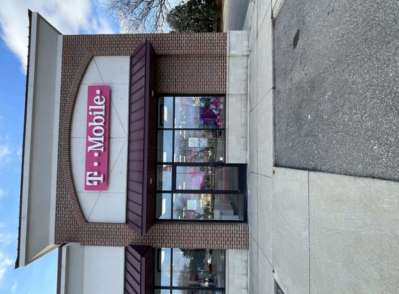 T-Mobile - Bloomfield Hills, MI